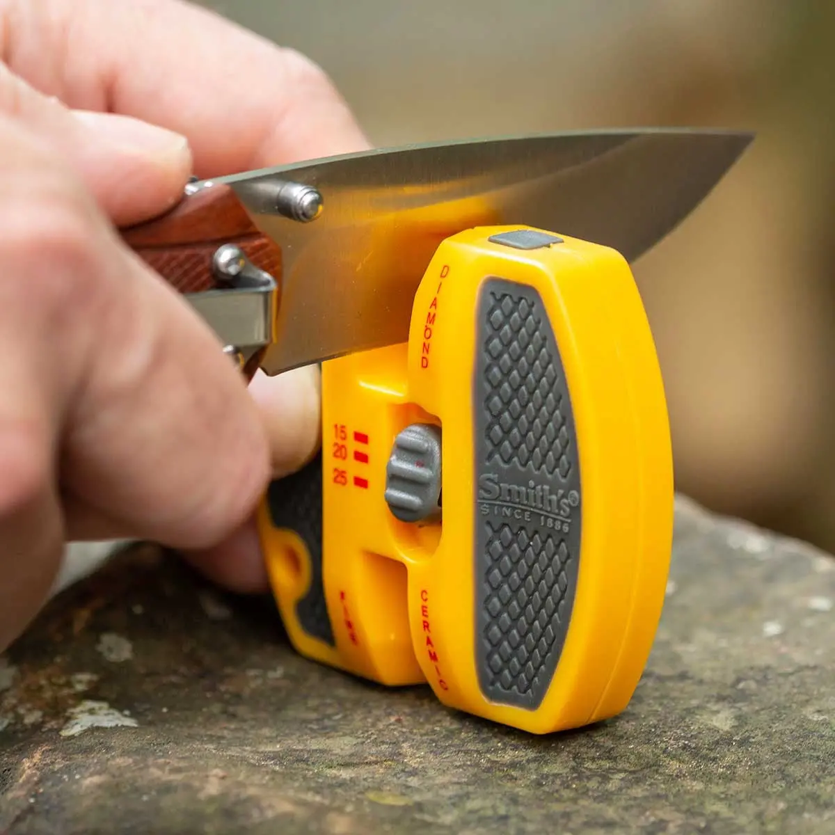 Smith's Adjustable Two-Step Knife Sharpener 1