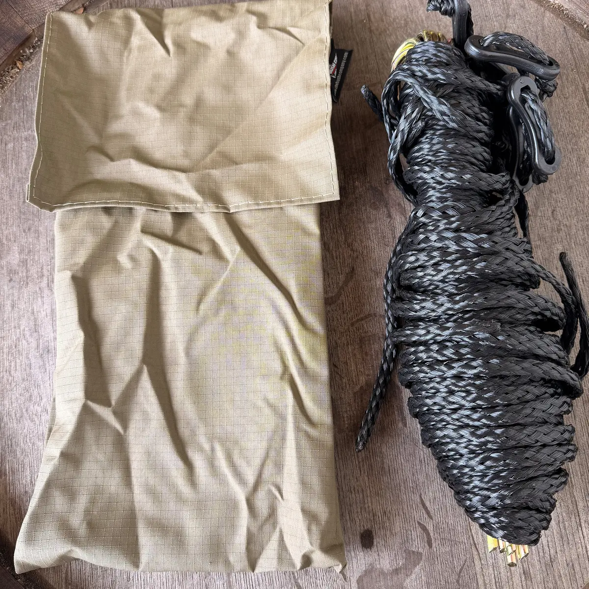 Guy Rope Kit With Pegs & Bag 1