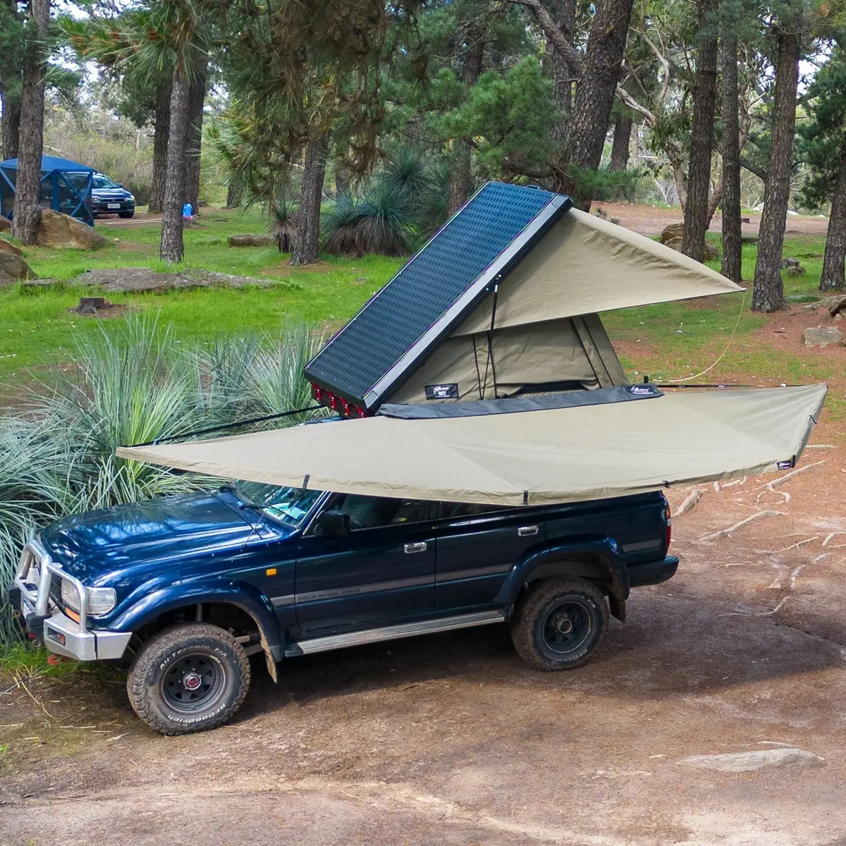 180 Xt Max Awning 1