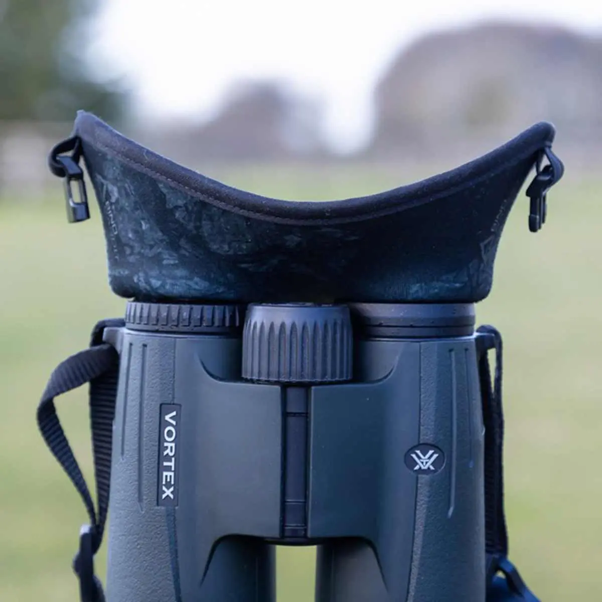 Alpine Innovations Bino Bandit Binocular Glare Blocker 1
