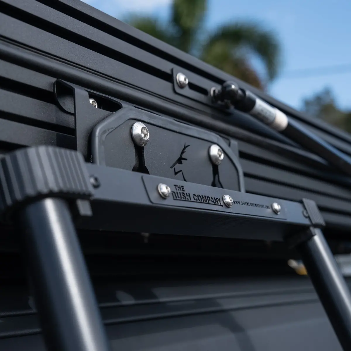 Ladder Mount Plate - Deluxe Or Compact Ladder 1