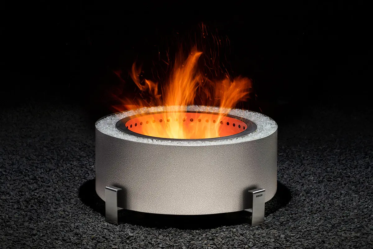 Breeo Luxeve 24" Smokeless Fire Pit With Lid & Glass 3