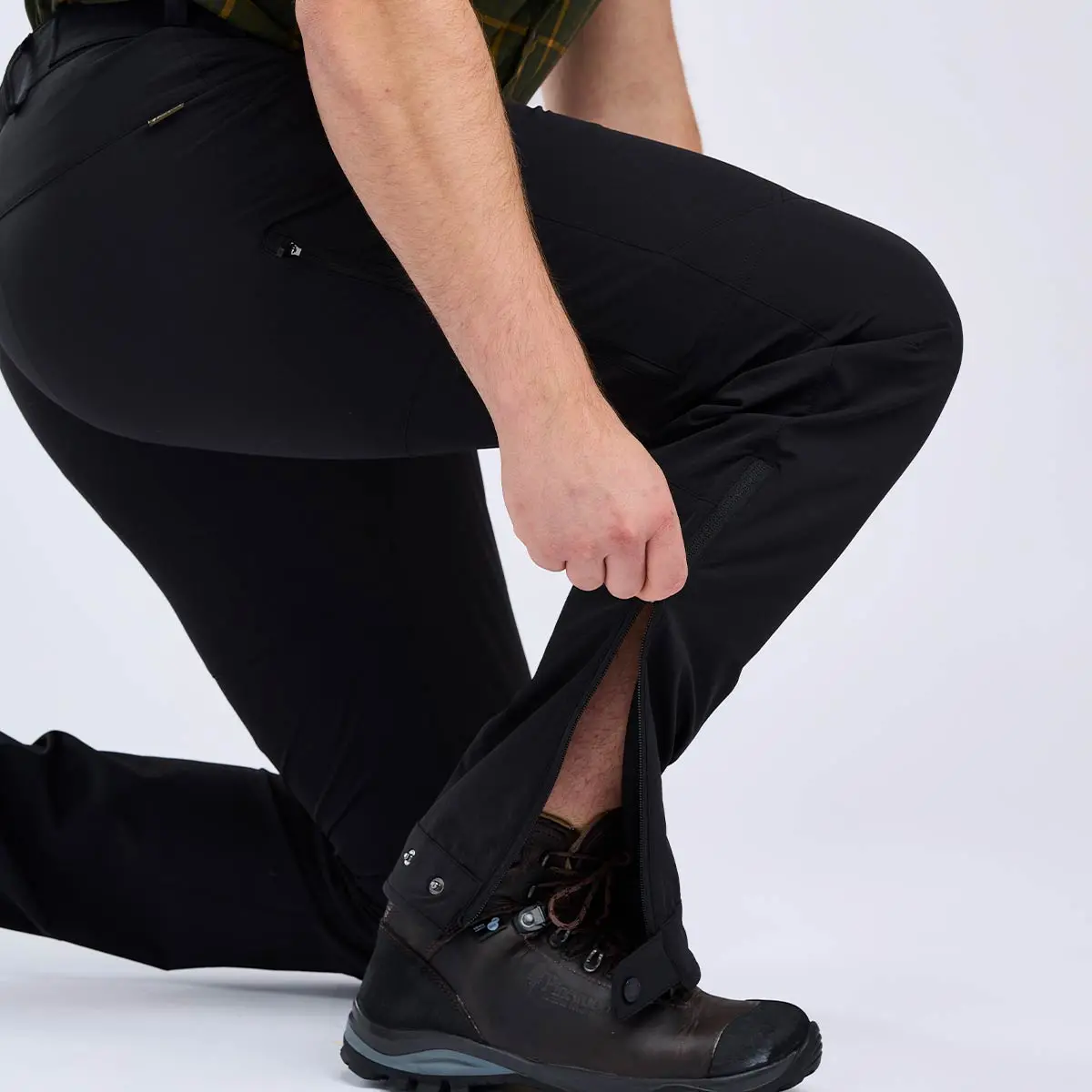 Pinewood Abisko Light Stretch Trousers 11
