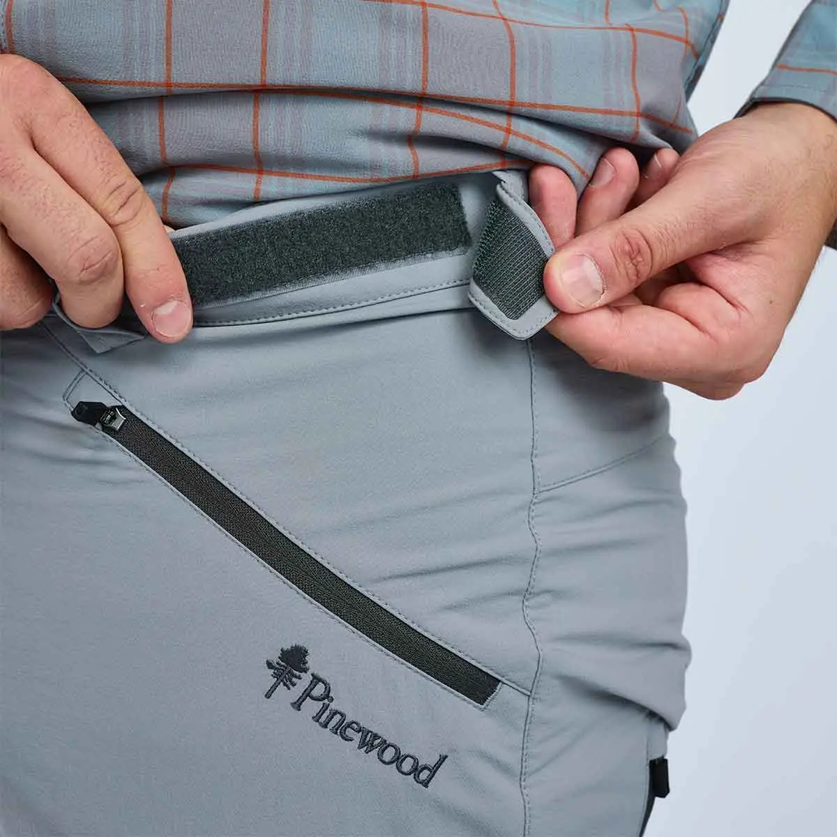 Pinewood Abisko Light Stretch Trousers 15