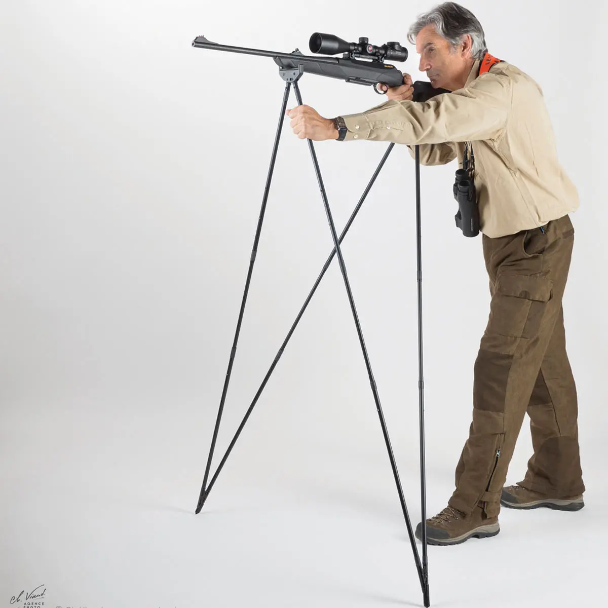 Stable Sticks Bush Essential Shooting Stick - Carbon 1