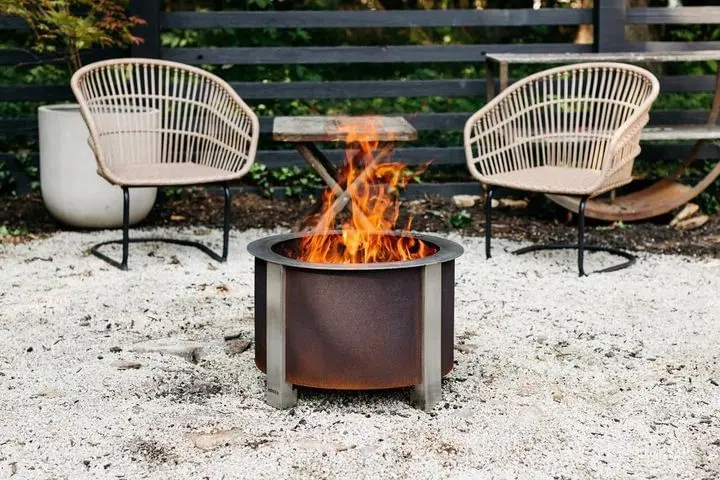 Breeo X Series 30" Smokeless Fire Pit - Coreten Steel 1