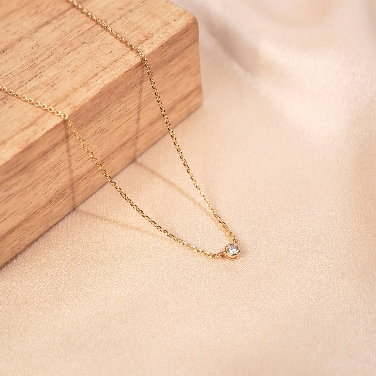 Victoire Collection - 18K Gold Plated Necklace: Gold Plated 1